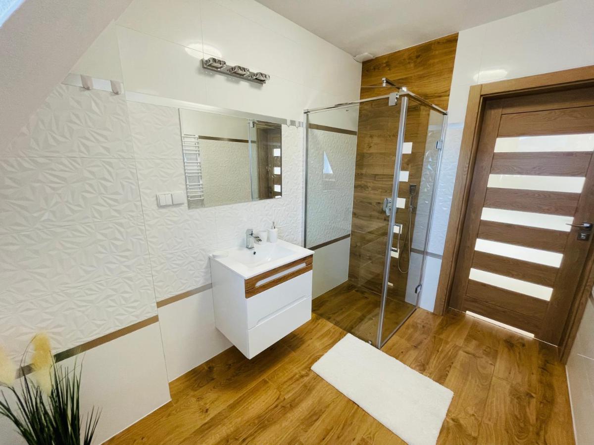 Apartament Pod Jarzabami *