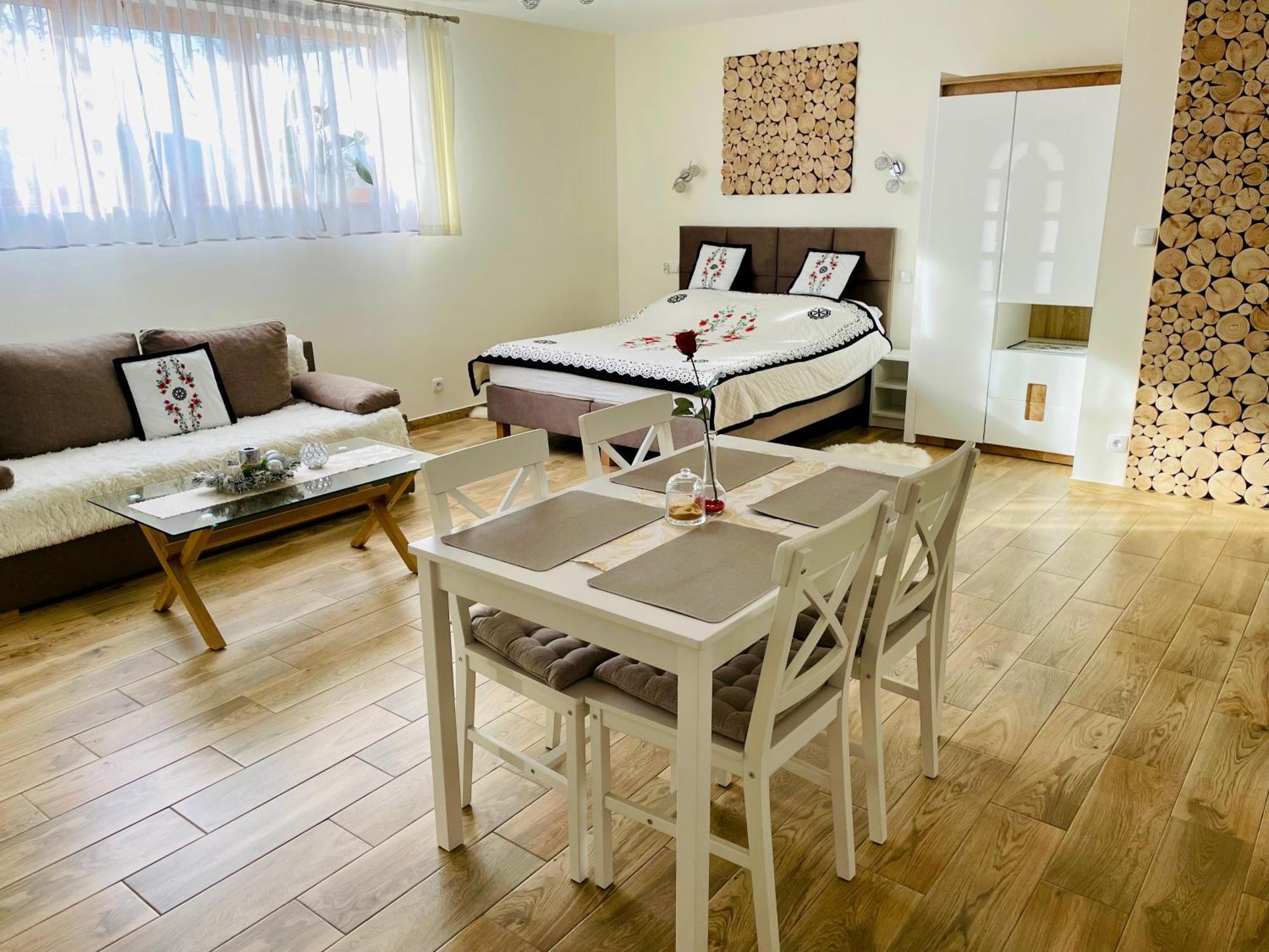 Apartament Pod Jarzabami *