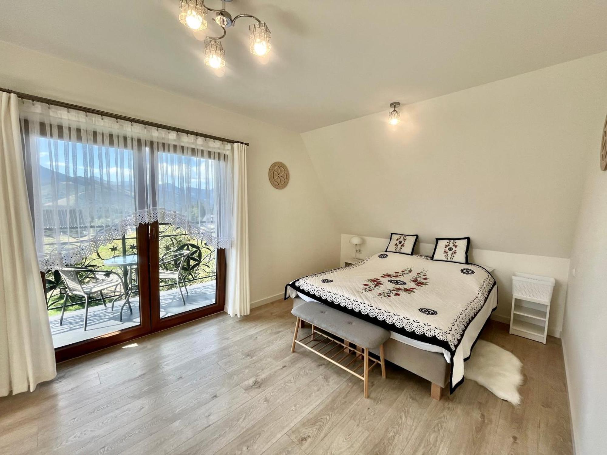 Apartament Pod Jarzabami