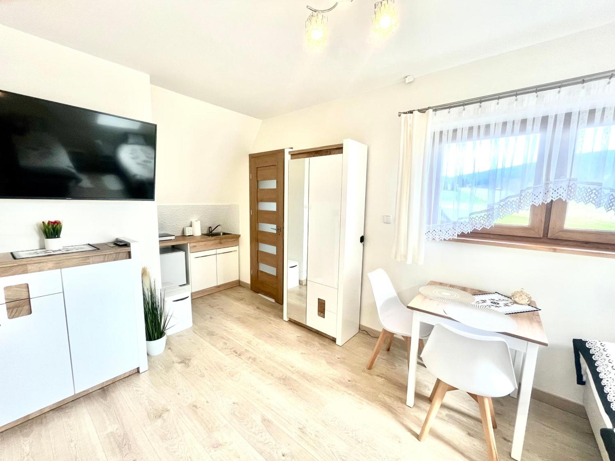 Apartament Pod Jarzabami *